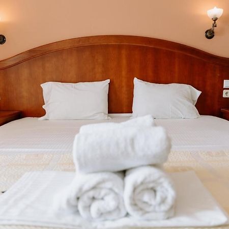 Arilla Beach Hotel Perdika  Buitenkant foto